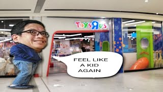 Largest Toys R Us in the US  American Dream Mall [upl. by Ylrehc]