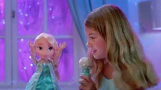 LA REINE DES NEIGESFROZEN  Poupée chante avec Elsa  Spot publicitaire [upl. by Robi]