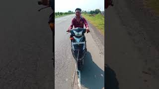 હુ તો બ્લોગ મા હાલુ🤣 comedy funny sorts youtubevideo youtubeshorts trending trendingreels [upl. by Nauwaj]