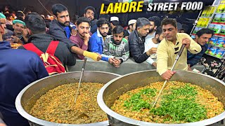 THE FAMOUS OF STREET FOOD LEGEND  PEOPLE ARE ADVANCE WAIT 100 AM  NIGHT STREET FOOD IN LAHORE [upl. by Aicilev]