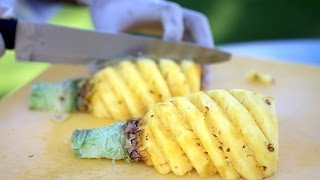 Comment préparer un ananas frais facilement [upl. by Annaitat213]