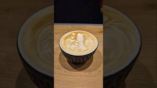 Latte Artsubscribe latteart shortshortvideo [upl. by Aluk14]