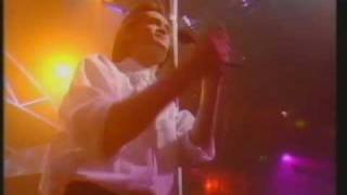 Feargal Sharkey  A Good Heart Live TOTP [upl. by Shir]