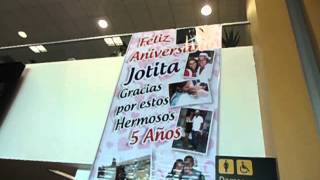 LOCURAS DE AMOR  Bienvenida a Julio en Aeropuerto [upl. by Liggett]