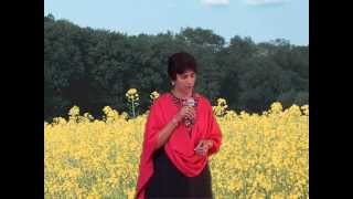 Mussaraton Ki Gaadi  Rev Tahira Ali Massey  Hindi Gospel Song  Masihi Geet [upl. by Anyr]