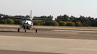 CESSNA CARAVAN FREIGHTER LANDING TAXI MODESTO CA [upl. by Olzsal]