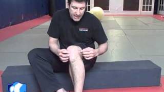 The Knee Pain Guru on quotHow To Treatment For IT Band Knee Painquot  Part 2 [upl. by Euqinim]