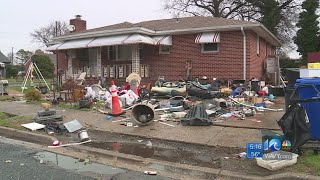 Neighbors complain of of trash outside Portsmouth mans yard [upl. by Xella]