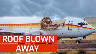 Boeing 737 loses roof over pacific ocean  Aloha Airlines Flight 243 [upl. by Yllib]