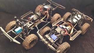 Axial SCX10 vs Vaterra Ascender Chassis Comparison [upl. by Janis]