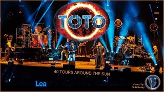 Toto  quotLeaquot 40 Tours Around The Sun [upl. by Hwu2]