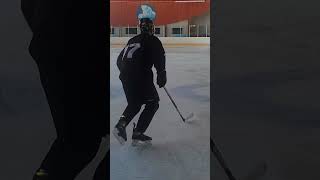 69 Inside edge stop Balance hockeyskills skating [upl. by Olaznog]