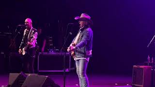 Suspicious Minds by Dwight Yoakam Pacific Amphitheatre 72023 [upl. by Geanine]