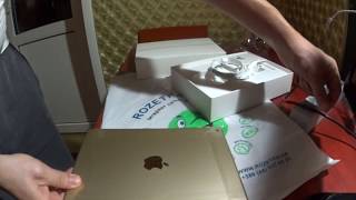 Распаковка  Планшет Apple iPad A1822 WiFi 32GB Gold MPGT2RKA из Rozetkacomua [upl. by Ardnosal]