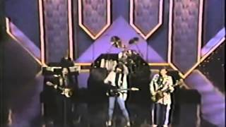 Alabama amp Lionel Ritchie performing Deep River Woman on the 1986 Country Music Awards [upl. by Ahsien]