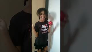 COMEMOS UMA MAÇÃ 🍏 shorts trend funny [upl. by Sadnalor]