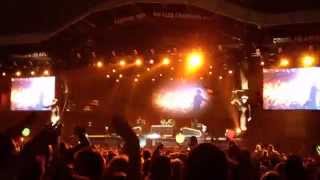 Indochine  laventurier en live aux Vieilles Charrues 2014 [upl. by Abihsat571]