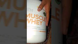 HEALTHFARM MUSCLE WHEY  FREE STEEL SHAKER UNBOXING AND RIVIEW COOKIES N CREAM FLAVOUR TESTING [upl. by Llenyaj]