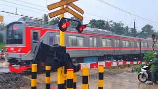 Alarm Super Langka  JPL Baru  Perlintasan Kereta Api KRL Tenjo [upl. by Darrej190]