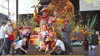 HD Dorje Shugden Oracle taking trance in Kechara Forest Retreat 21 June 2015 [upl. by Enaile]