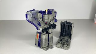 Spotlight Siege Astrotrain [upl. by Lain]