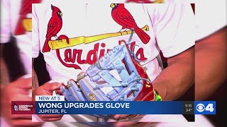 Kolten Wong debuts new special glove [upl. by Cullan575]