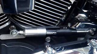 Translogic Powershifter on a Harley Gives you Push Button Gear Shifting [upl. by Lamaj]