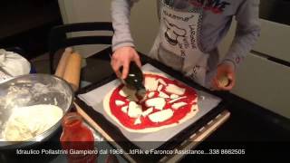 Come fare la pasta per pizza parte 2 la pizza fatta in casa ricetta dello chef della Rondine [upl. by Huldah]