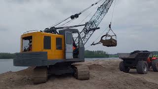 Dragline Priestman Lion at Higro show Beusichem 2024 Seilbagger [upl. by Sedecram]