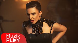 Fatma Turgut  Bir Varmış Bir Yokmuş Official Video [upl. by Amata]