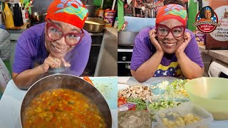 Mommas Veggie Packed Minestrone Soup [upl. by Vania]