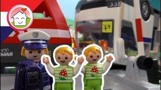 Playmobil filmpje Nederlands Het treinongeluk  Familie Huizer [upl. by Gibrian]