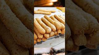 BISCOITO DE PARMESÃO COM SOMENTE 3 INGREDIENTES E SEM ESCALDAR [upl. by Sualk]