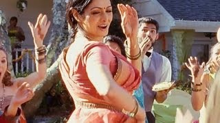 Navrai Majhi  Full Video Song  English Vinglish  Sridevi Best Song [upl. by Burra]