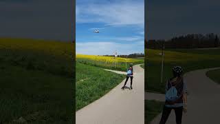 Planespotter roller skater and business jet final approach near Zurich airport and Oberglatt [upl. by Yleik580]