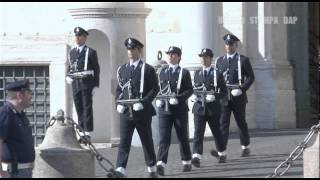 Cambio della Guardia dOnore della Polizia Penitenziaria al Quirinale Roma giugno 2013 [upl. by Amend]