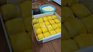 Proses toping Bollen bolu bollenpisang bolu bolujadul [upl. by Osanna]