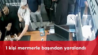 Beyoğlunda esnaflar arasında kavga [upl. by Hcahsem]