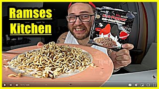 SAMYANG Buldak HOT PEPPER Ramen  Ohne Buldak aber Pfeffer  Ramses Kitchen [upl. by Etterraj]