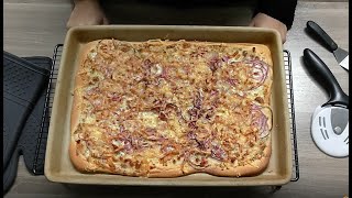 Klassischer Flammkuchen auf der Stoneware von Pampered Chef [upl. by Kelcie]