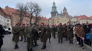 Przejście marszu na defiladę na Placu Matejki w Krakowie 11112024 [upl. by Nylarac]