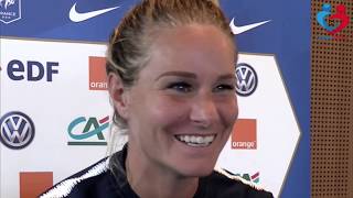 Amandine Henry Bleue  quotCe nest pas dans ma personnalitéquot [upl. by Arvid891]