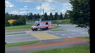 Einsatzfahrt Rettungswagen Rettungsdienst Einsiedeln [upl. by Ymorej]