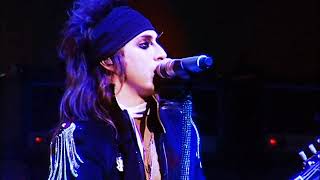 Moderatto  Si Mi Delito Es Rockear Live [upl. by Tilden]