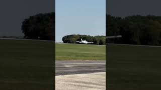 Lowing Landing Runway 12 [upl. by Marlene]