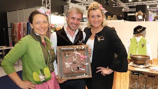 Messe Tracht amp Country Salzburg Frühjahr 2019 TrachtenGAUDI  handgefilzte TierAnstecker aus Nepal [upl. by Marutani195]