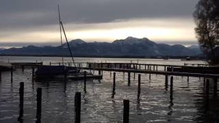 Chiemsee mit Alpen Panorama am morgen [upl. by Gnouhc]