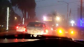 ¿Los carros electricos funcionan bajo lluvia [upl. by Lednyc224]