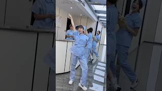 Para Para Sakura 小娇 浪漫樱花 Nurse dancing Daily life after get off work dance dancemusicdouyin [upl. by Marje]