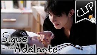 EP 20 Ling Xiao besa a Jianjian y Mingyue los ve a escondidas [upl. by Findley]